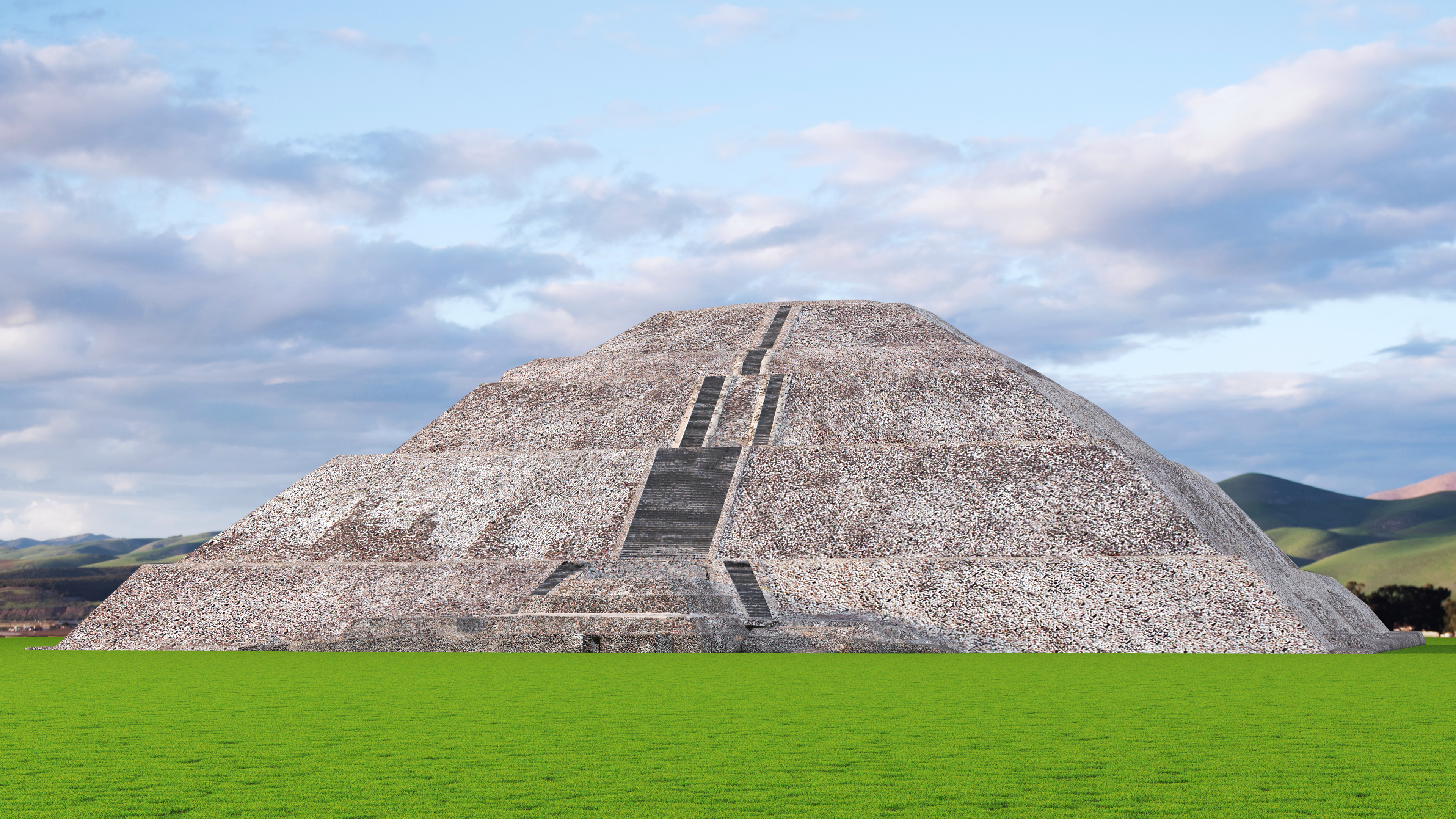 Teotihuacan Pyramid of the Sun, view 11